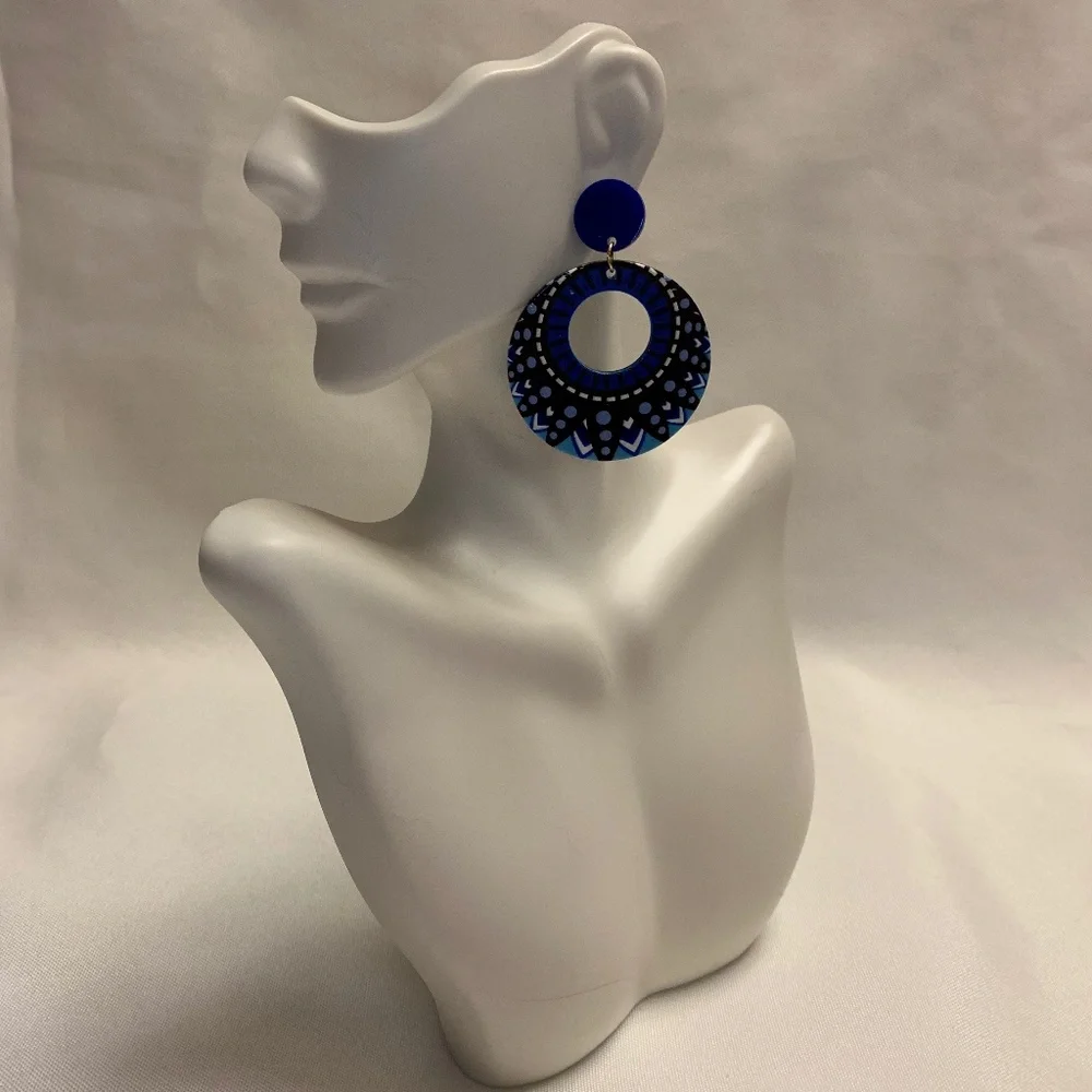NWT! Beautiful Blue Painted Post Dangle Earrings!